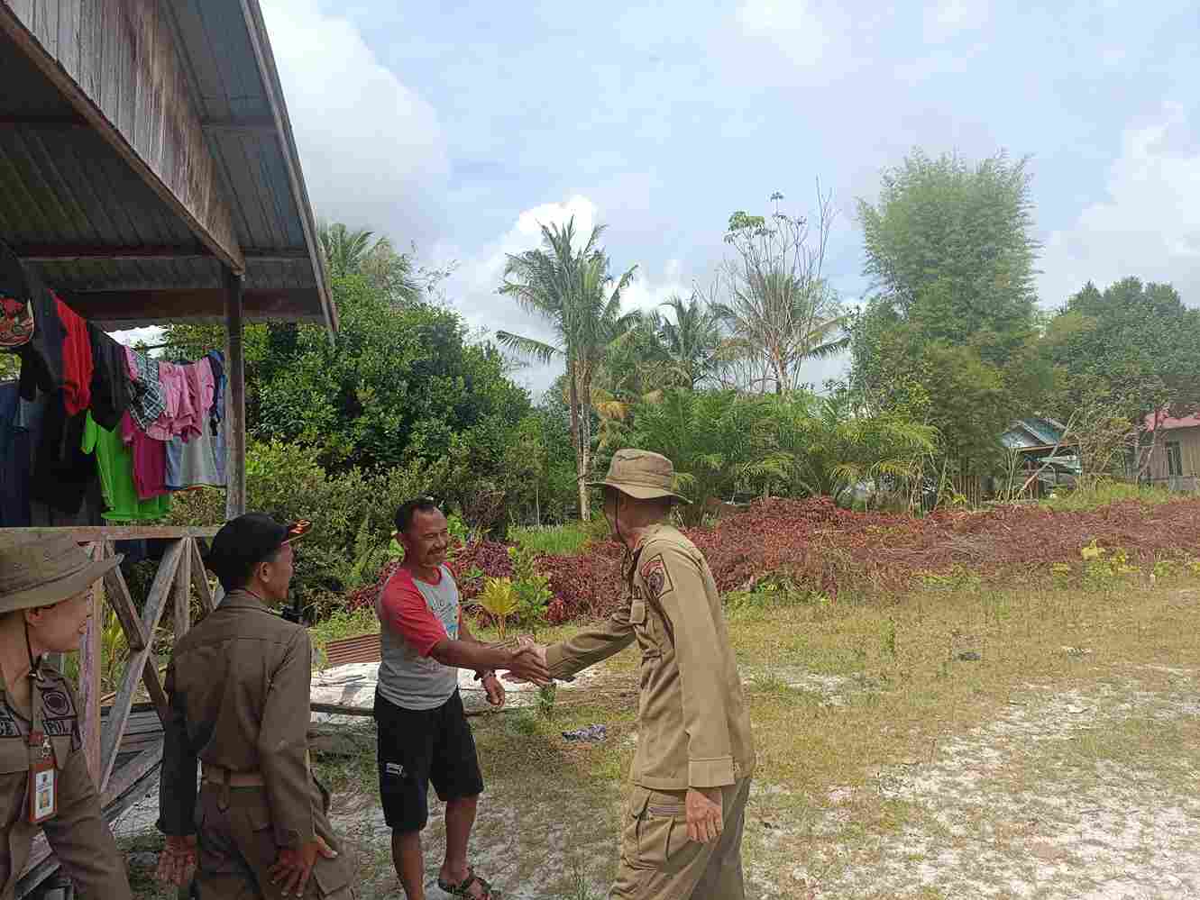 Satpol PP Provinsi Kalteng Giatkan Patroli Karhutla, Edukasi Warga Cegah Pembakaran Lahan