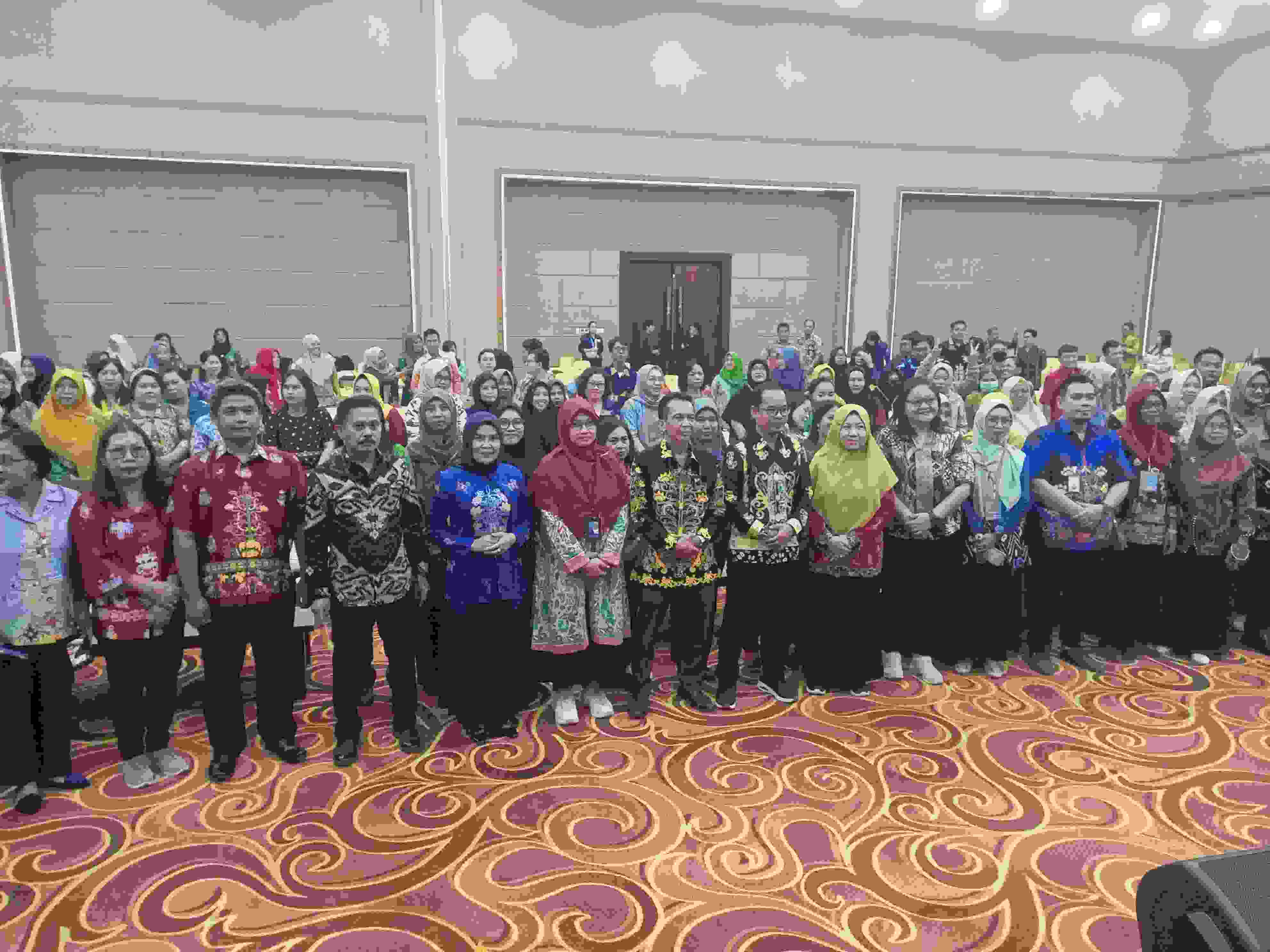 Disdik Kalteng Gelar Diklat Peningkatan Kompetensi Guru PNS SMA/SMK/SLB se-Kalimantan Tengah 2024
