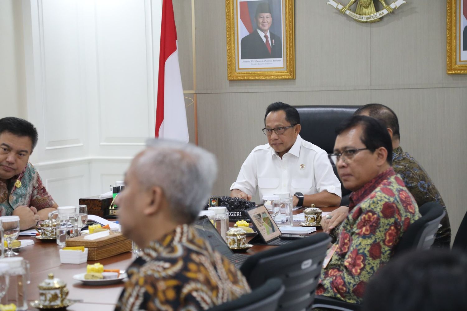 Percepat Program MBG, Mendagri Minta Pemda Bentuk Satgas dan Koordinasi dengan BGN