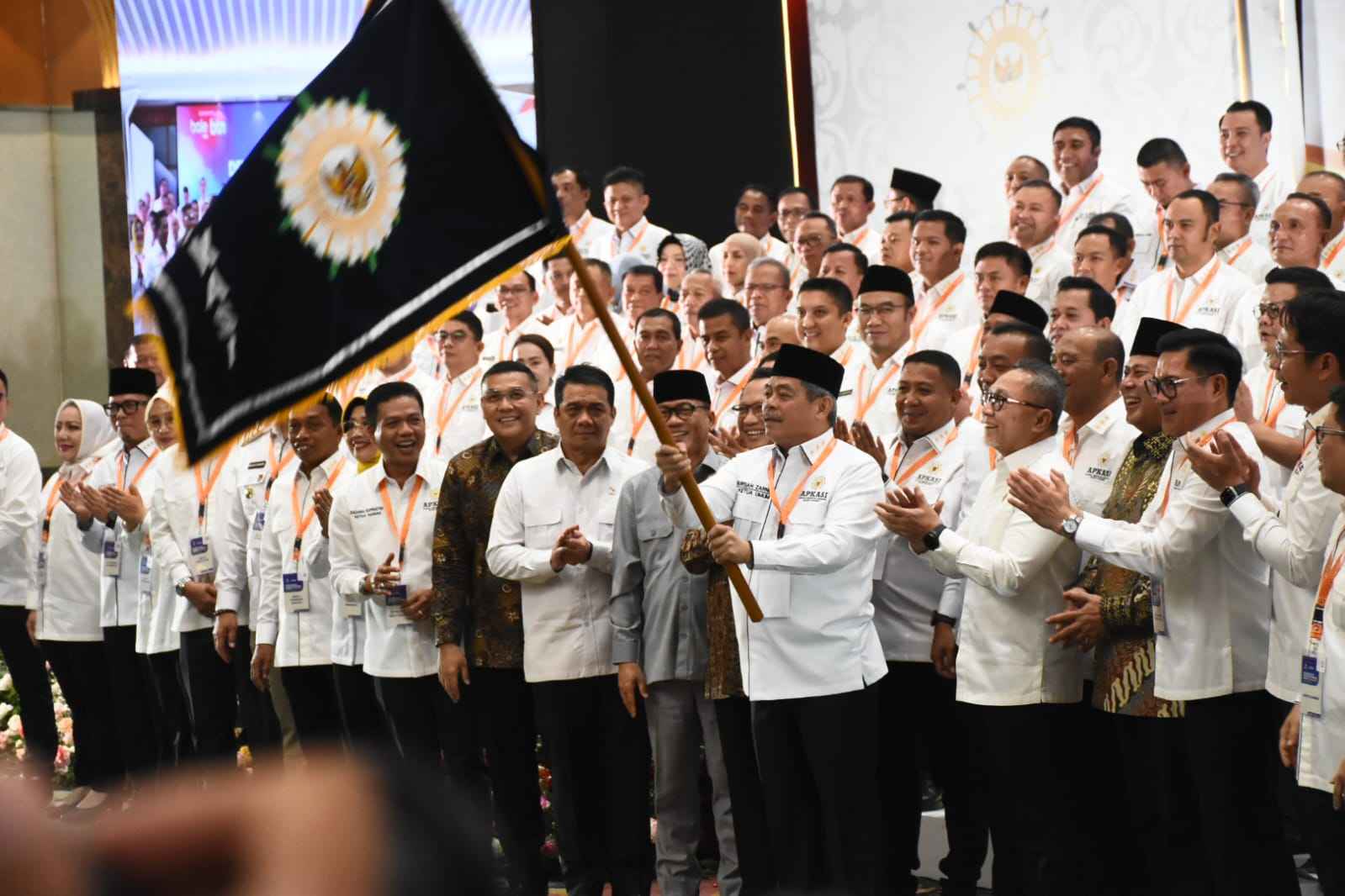 Pengurus Apkasi Resmi Dikukuhkan, Bupati Kapuas Jabat Waketum Koordinator Bidang Infrastruktur dan Pembangunan Kewilayahan
