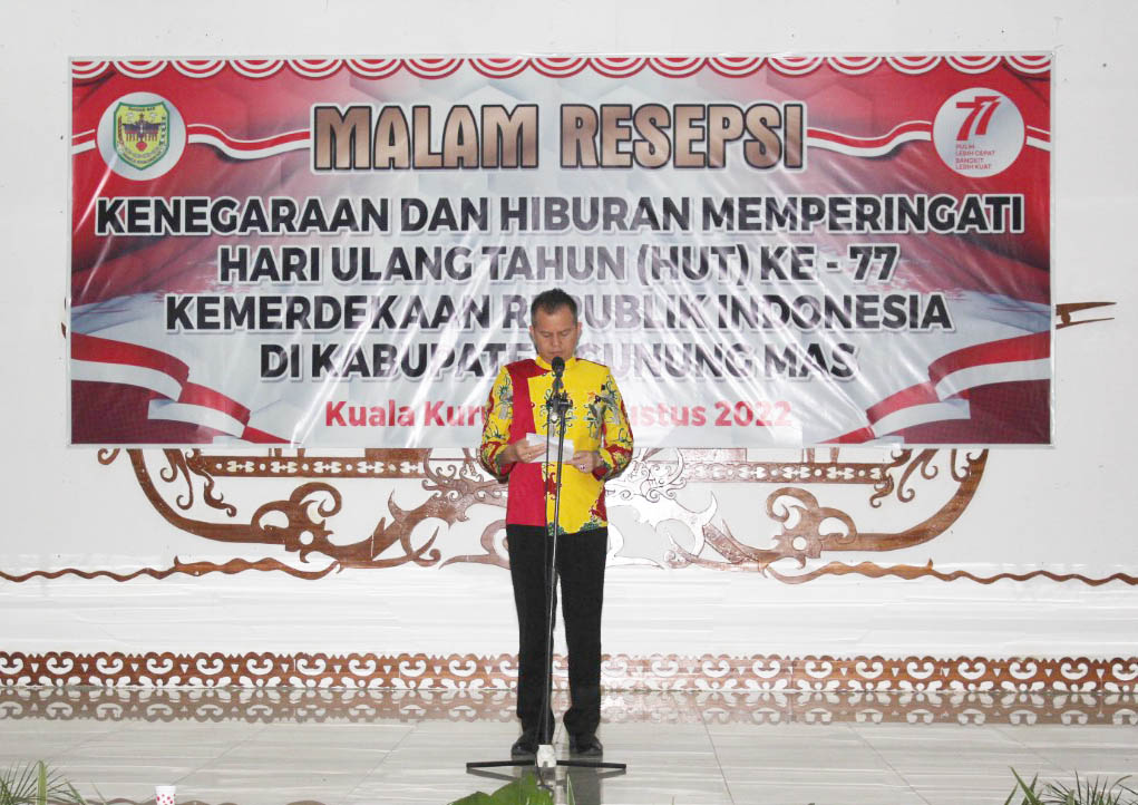 Bupati Gumas Hadiri Malam Resepsi Kenegaraan HUT RI ke-77