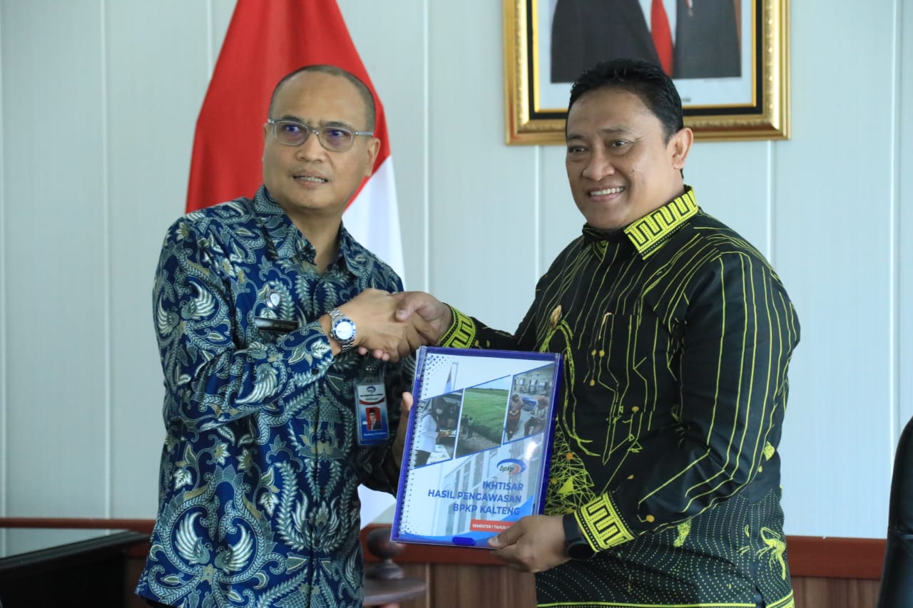 Wagub Edy Pratowo Terima Ikhtisar Hasil Pengawasan BPKP Kalteng Semester I Tahun 2023