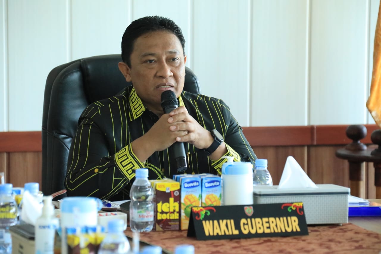 Wagub Edy Pratowo Terima Ikhtisar Hasil Pengawasan BPKP Kalteng Semester I Tahun 2023