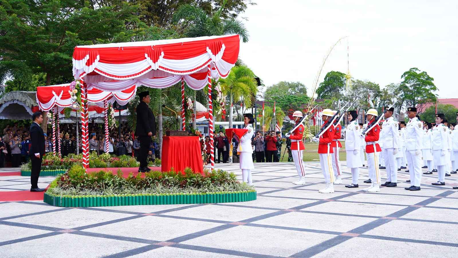Kaban Kesbangpol Prov. Kalteng Apresiasi Paskibraka Tingkat Provinsi Kalimantan Tengah Tahun 2024