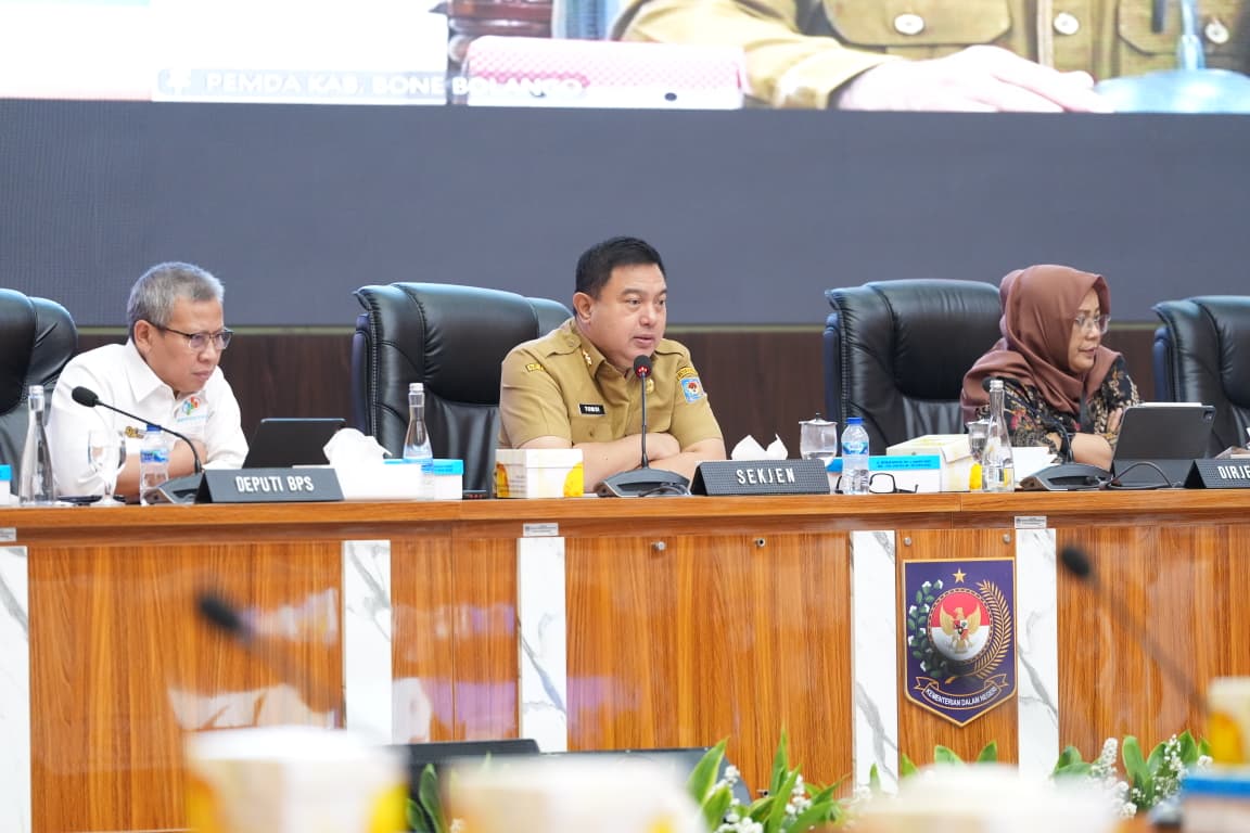 Sekjen Kemendagri Tomsi Tohir Minta Daerah Segera Intervensi Kenaikan Harga Beras