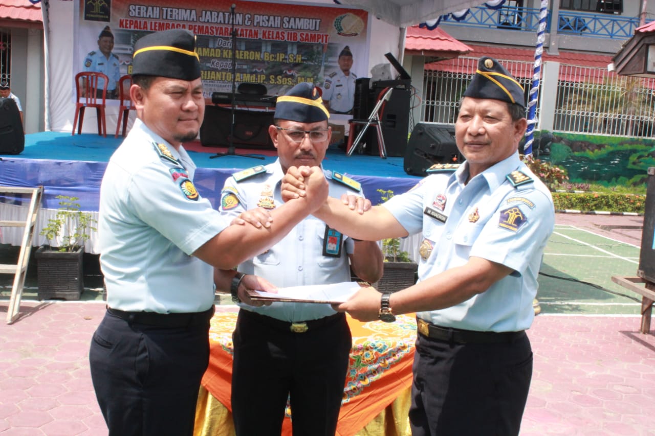 Bupati Kotim Dan Unsur Forkopinda Hadiri Sertijab Kalapas Sampit Dari Mohammad Khaeron Kepada Agus Dwirijanto