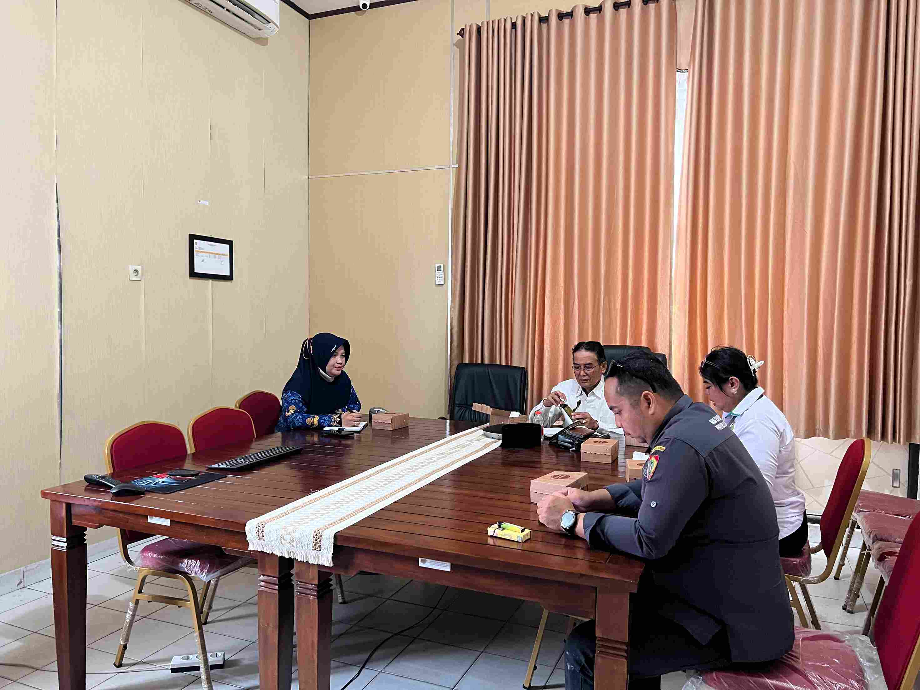Badan Kesbangpol dan FKPT Kalteng Laksanakan Rapat Koordinasi Persiapan Pelaksanaan Kegiatan Bidang Pemuda
