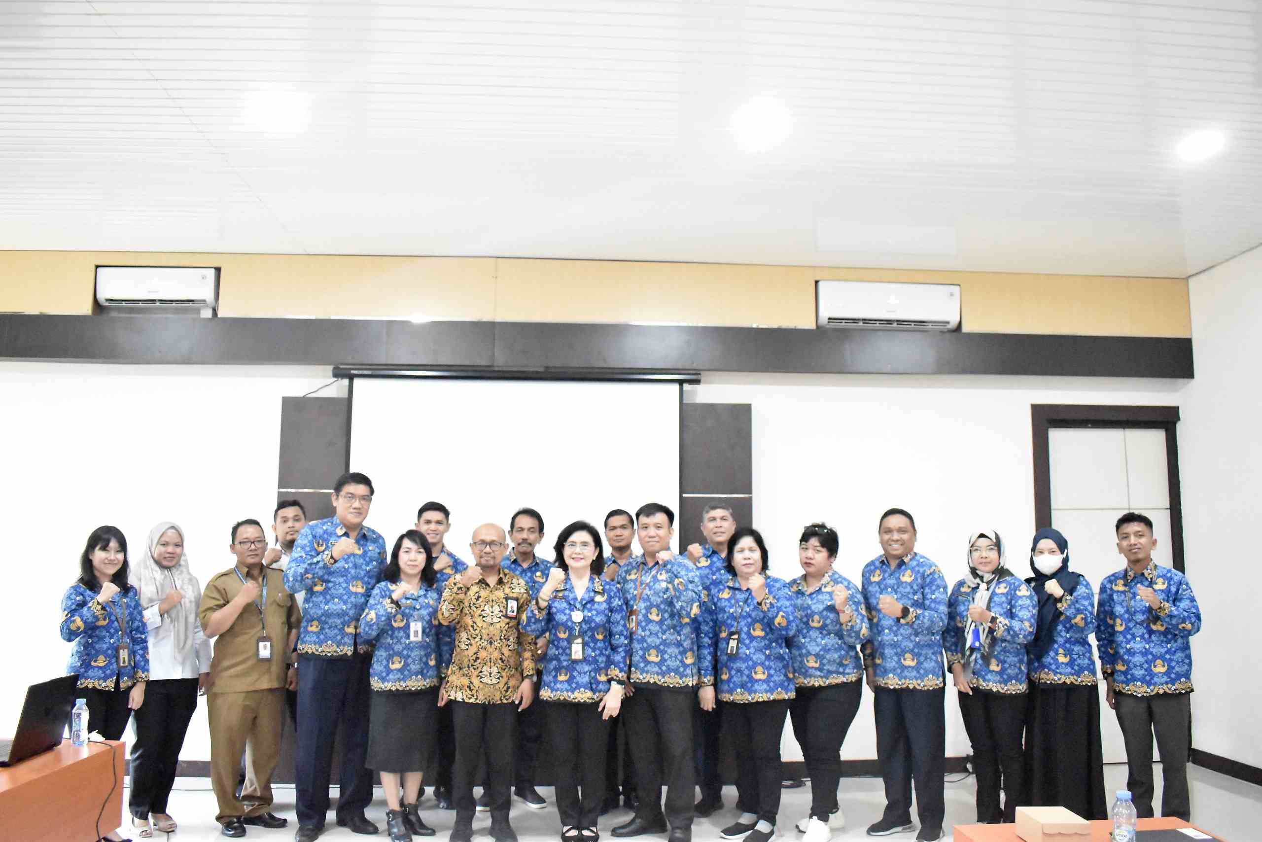 DP3APPKB Prov. Kalteng Laksanakan FGD Pertama untuk Penyusunan Grand Design Pembangunan Kependudukan