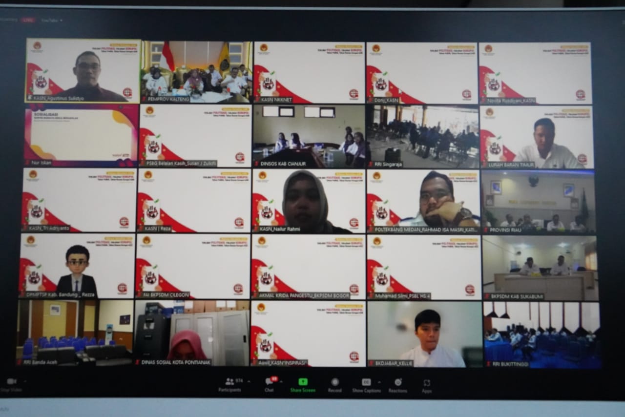 Usung Tema “Terlibat Politisasi Terjerat Korupsi; Tahun Politik, Tahun Rawan Korupsi ASN” Plh. Asisten Pemerintahan dan Kesra Herson B. Aden Hadiri Webinar, secara Virtual