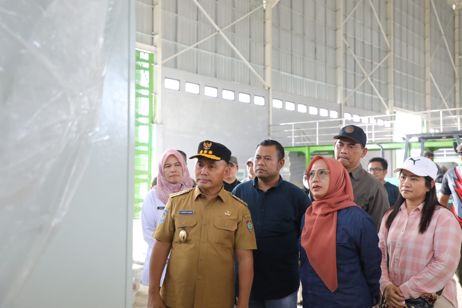 Kunjungan Gubernur Kalimantan Tengah ke Pabrik Pakan di Parenggean