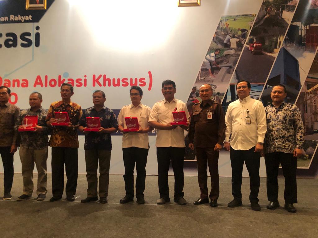 Kalteng Raih Penghargaan Pembinaan Proyek Jalan Terbaik dari Kementerian PUPR