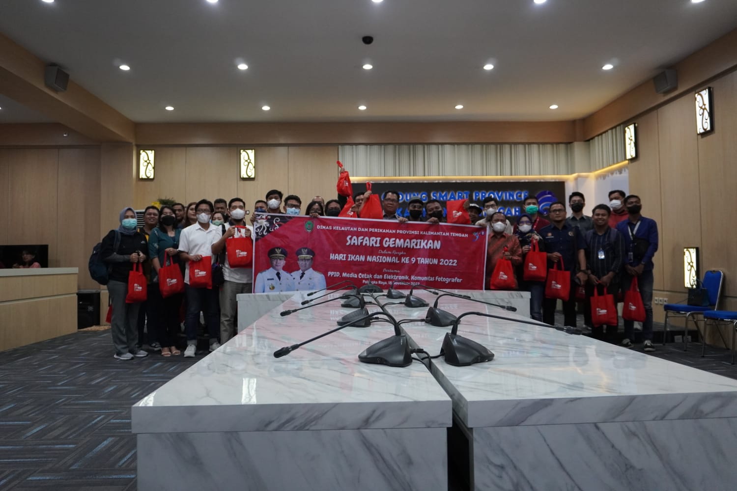 Gubernur Sugianto Sabran : Lomba Fotografi Tingkat Nasional Diharapkan Dapat Mempromosikan Potensi Kelautan dan Perikanan Daerah