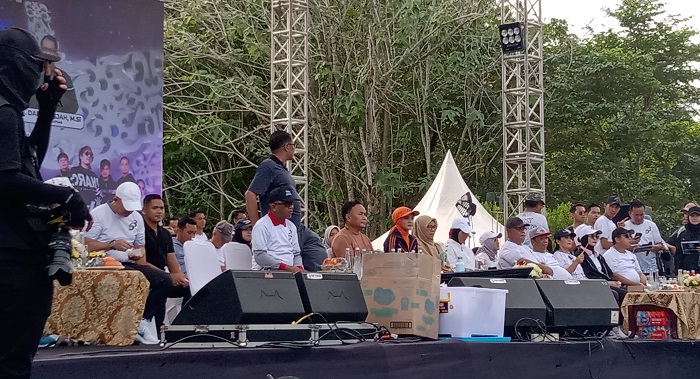 Hadir di Kuala Kapuas, Kadisbun Prov. Kalteng Ikuti Fun Walk Kalteng Berkah