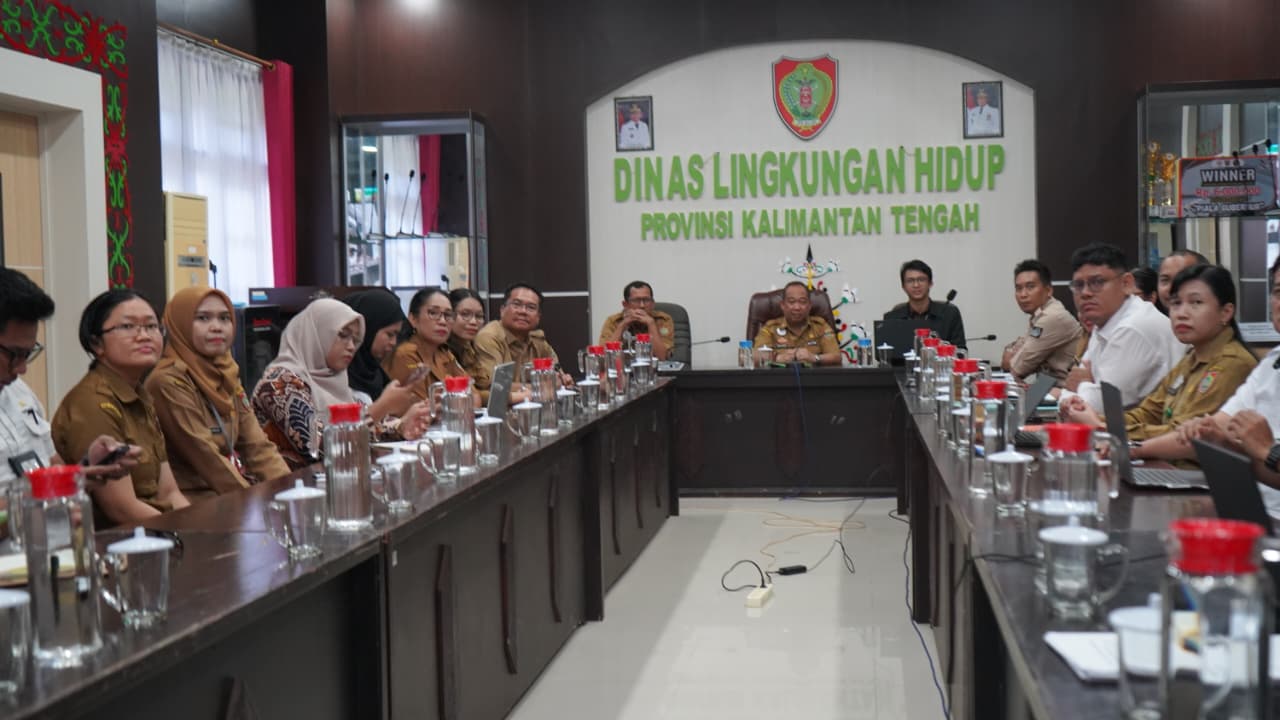 DLH Kalteng Dorong Penguatan Kebijakan Lingkungan lewat Sosialisasi DDDTLH dan RPPLH