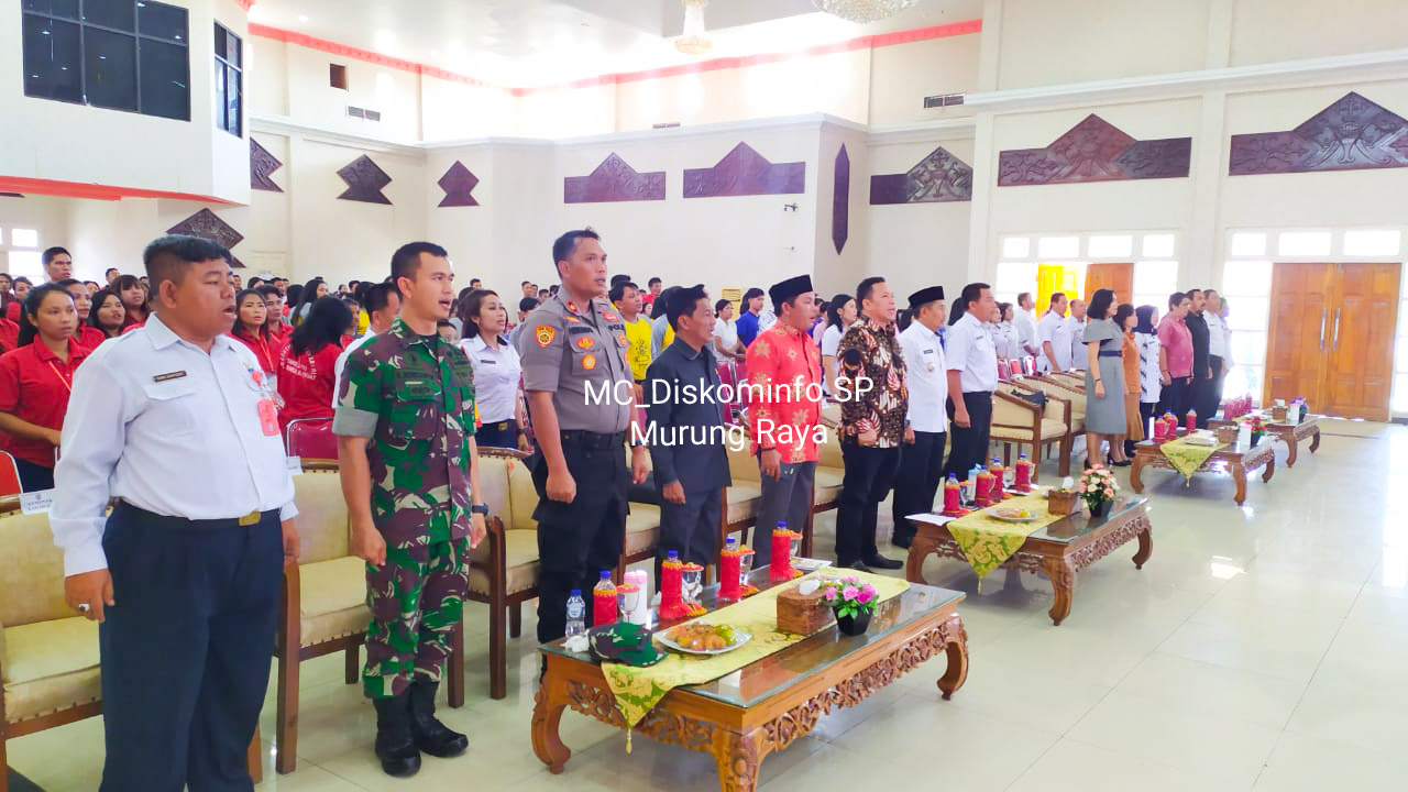 Wakil Bupati Rejikinoor Menutup Pesparawi VI Kabupaten Murung Raya