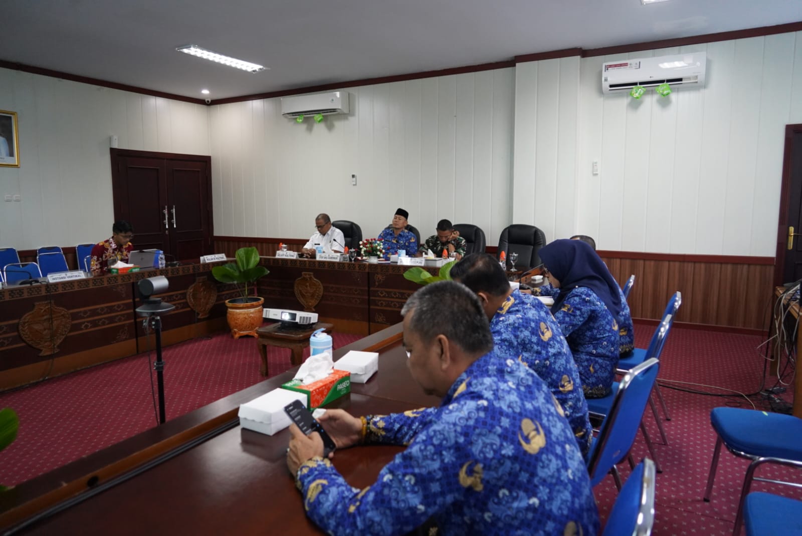 Bahas Perkembangan Inflasi Minggu Ke-2 Desember 2023, Pemprov Kalteng Ikuti Rakor Pengendalian Inflasi Bersama Kemendagri