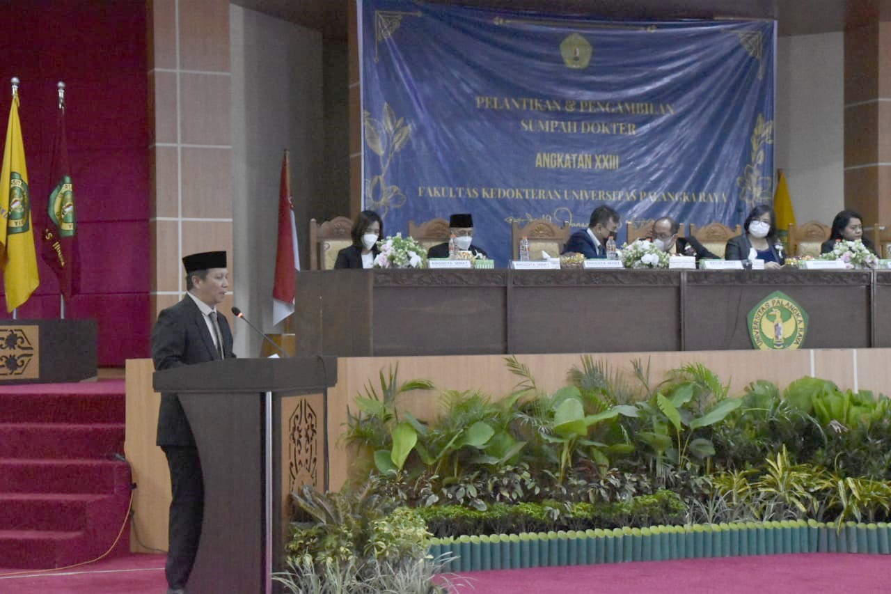 Sahli Gubernur KSDM Suhaemi Harapkan Dokter Lulusan UPR Berkontribusi Dalam Pembangunan Kesehatan Kalteng