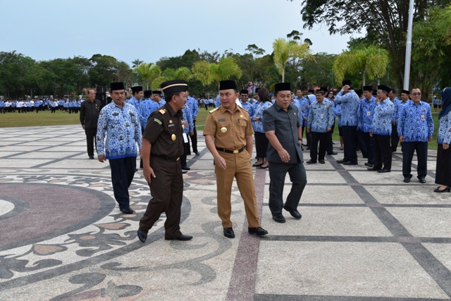 Gubernur : ASN Pemprov Harus Netral