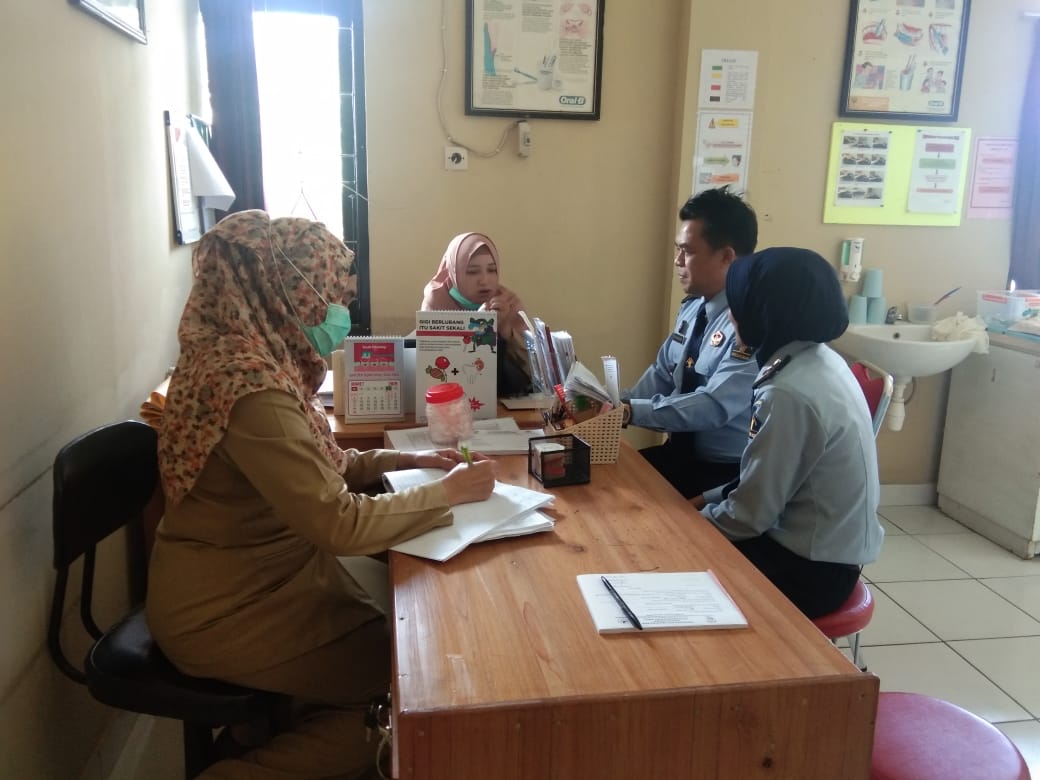 LPKA Kelas II Palangka Raya Mendapatkan Bantuan Buku dari Balai Bahasa Kalteng