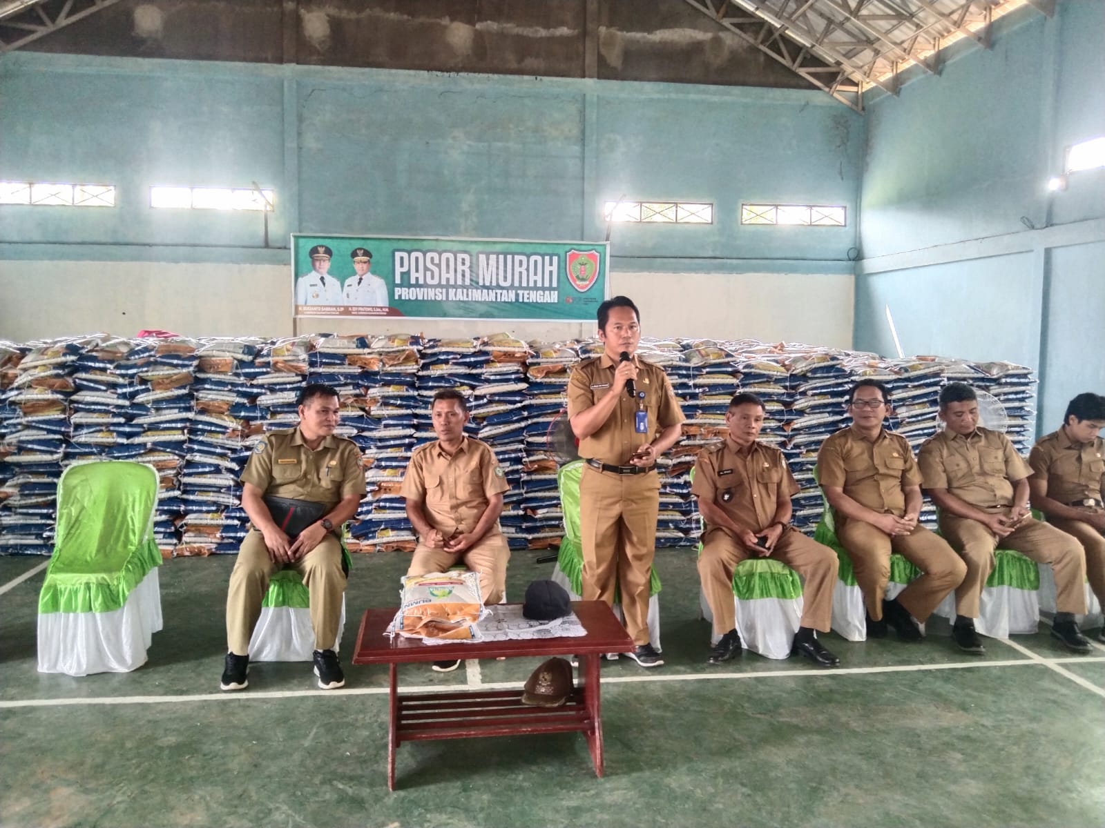 Pemprov Kalteng Gelar Pasar Murah Berbagi Berkah di Kecamatan Mentaya Hulu, Kabupaten Kotawaringin Timur 