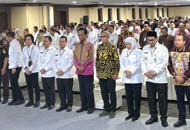 Kepala BAPPERIDA Prov. Kalteng Dampingi Gubernur Kalteng dalam Rakor Kepala Daerah yang Digelar KPK