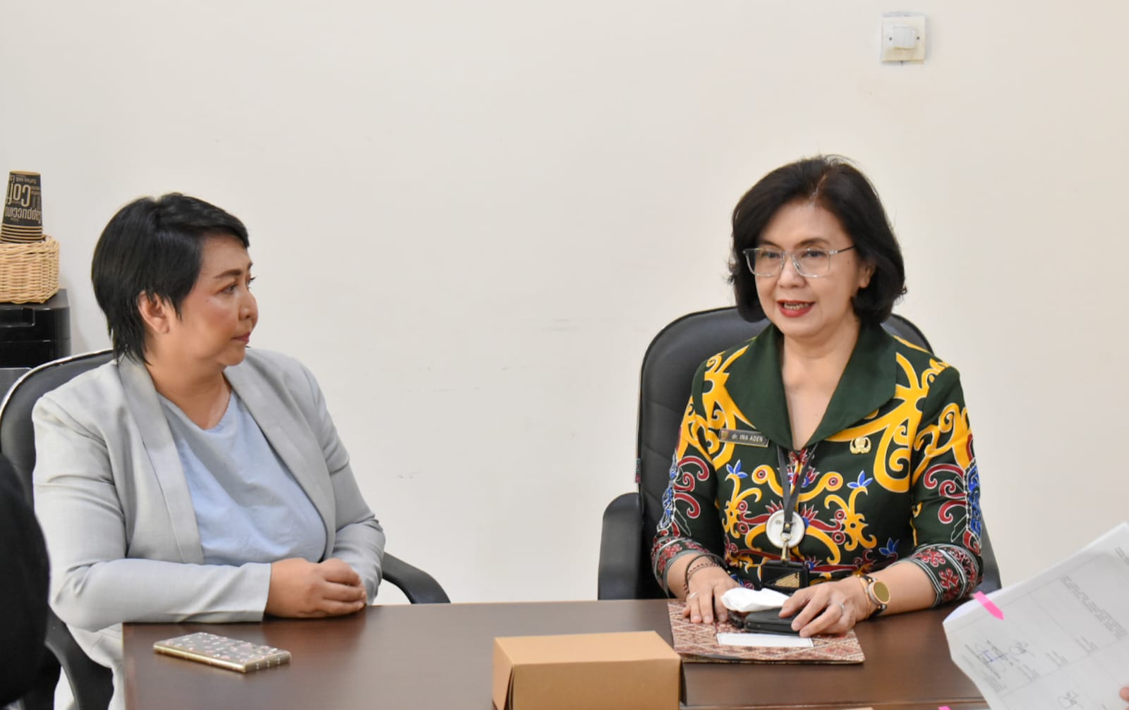 Kepala Dinas P3APPKB Prov. Kalteng Menerima Kunjungan Kerja Anggota DPRD Kab. Gunung Mas