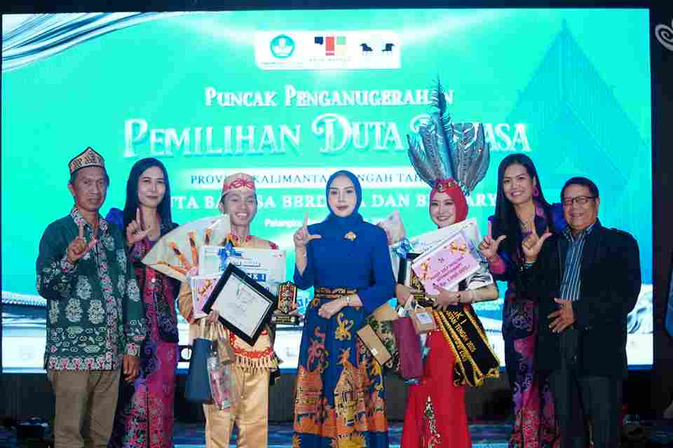 Ketua TP-PKK Kalteng Tutup Duta Bahasa 2026, Tekankan Penguatan Karakter Generasi Muda