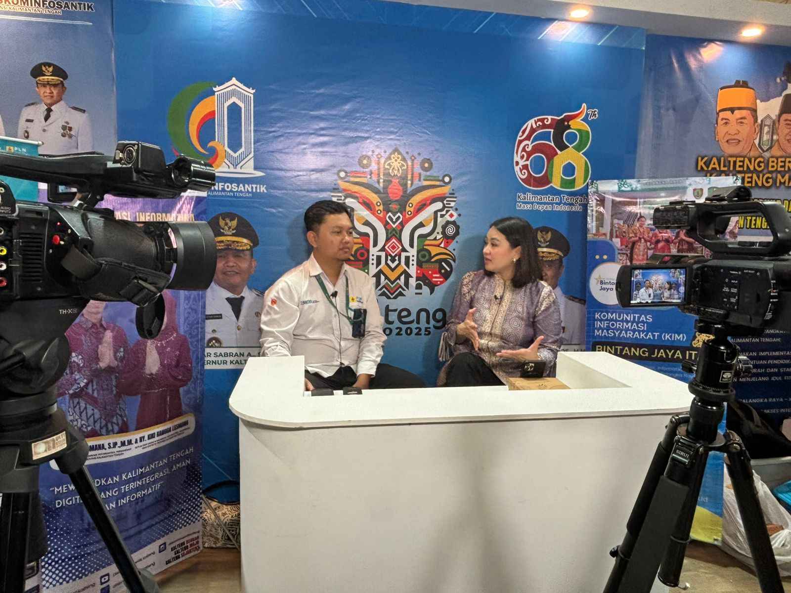 Podcast Diskominfosantik Kalteng Soroti Kemudahan Akses Layanan Listrik Melalui Aplikasi Digital