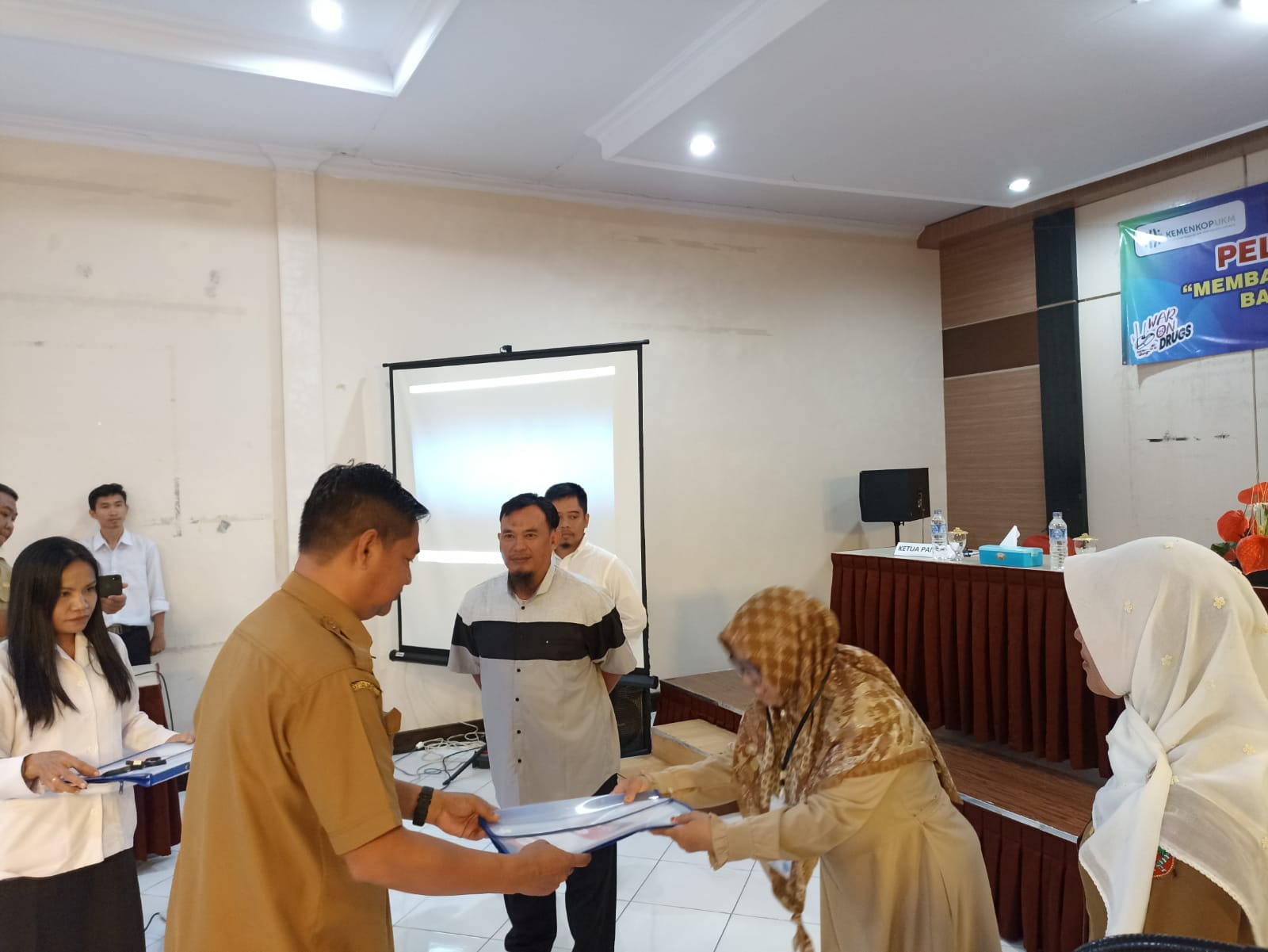 Disperindagkop UKM Kobar Adakan Pelatihan Kewirausahaan Membangun Transformasi Digital Bisnis bagi pelaku UMKM