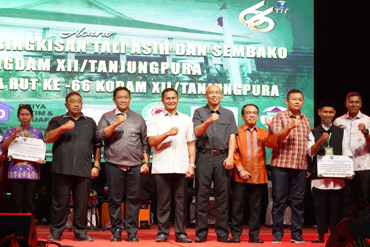 Peringatan HUT ke-66 Kodam XII/Tpr, Wagub Edy Pratowo Harapkan TNI Semakin Profesional dan Dicintai Masyarakat