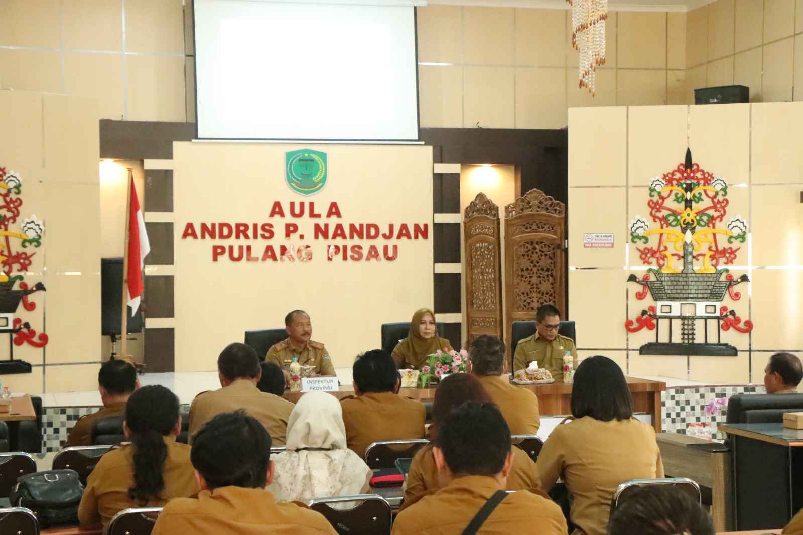 Inspektur Daerah Prov. Kalteng Pimpin Entry Meeting Pengawasan Penyelenggaraan Pemerintahan Daerah di Kabupaten Pulang Pisau TA 2024