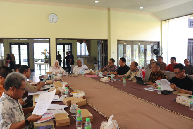 Rapat Bersama Dishub, Bupati Tekankan Peningkatan Konektivitas dan Layanan Transportasi di Kobar