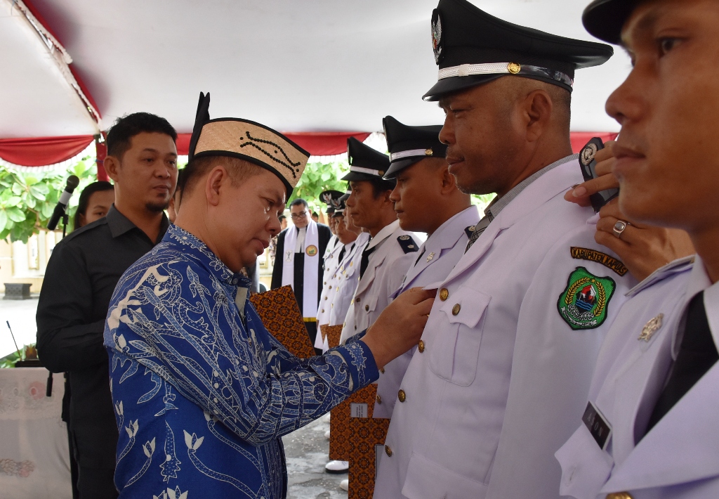 Bupati Lantik 9 Kepala Desa Terpilih 