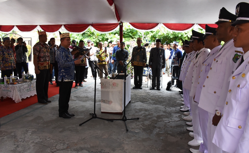 Bupati Lantik 9 Kepala Desa Terpilih 