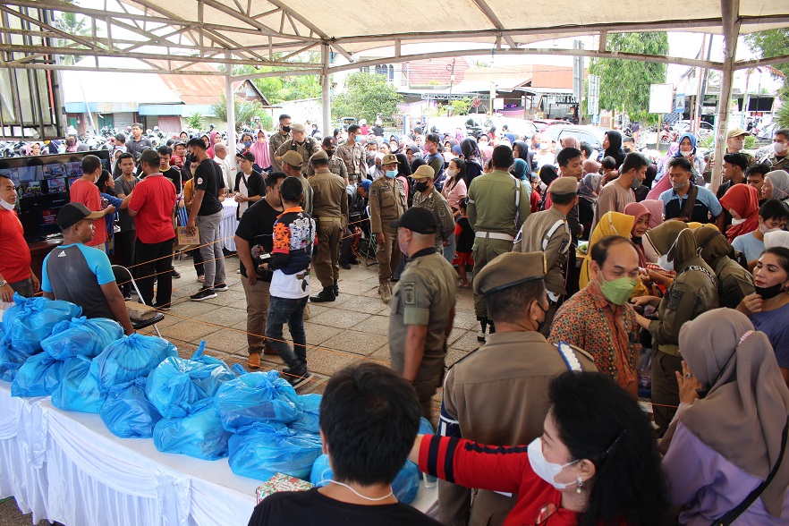 Pasar Murah dan Pasar Penyeimbang Kab. Barsel Dilaksanakan di Kawasan Area Taman Iring Witu Buntok