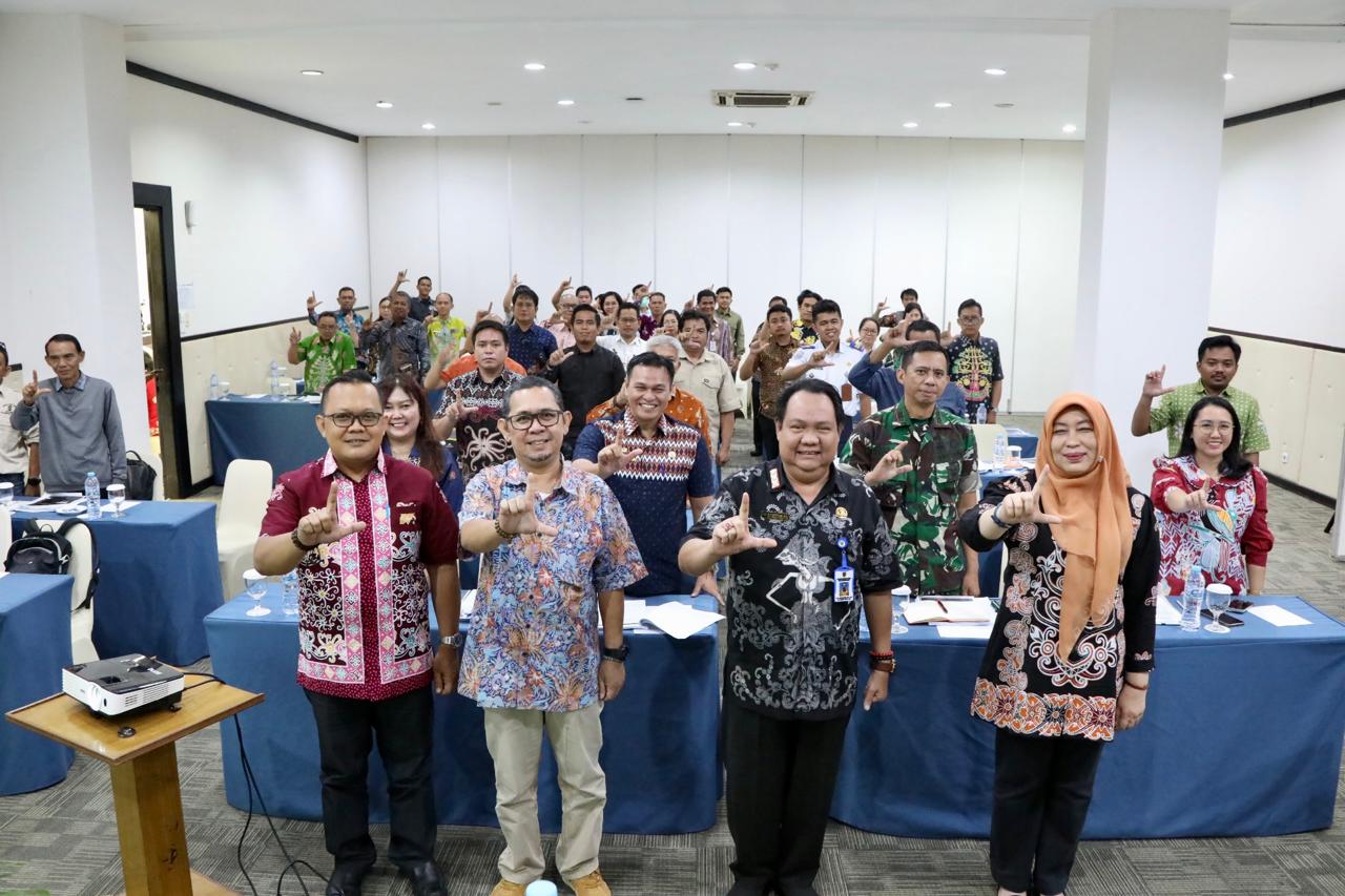 Pemprov Kalteng Gelar Konsultasi Publik Rapergub Kalteng tentang Rencana Induk dan Sistem Informasi Pengendalian Kebakaran Lahan