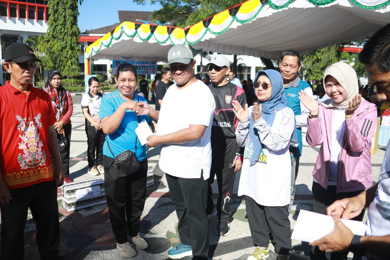 ASN Pemprov Kalteng Gelar Senam Pagi Bersama, Wagub Tekankan Kekompakan dan Semangat Pelayanan