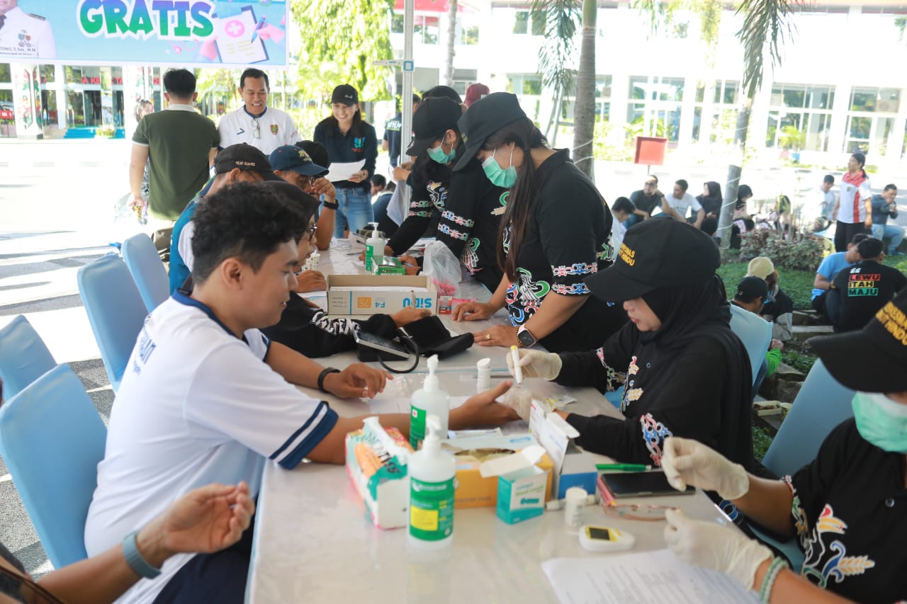 ASN Pemprov Kalteng Gelar Senam Pagi Bersama, Wagub Tekankan Kekompakan dan Semangat Pelayanan