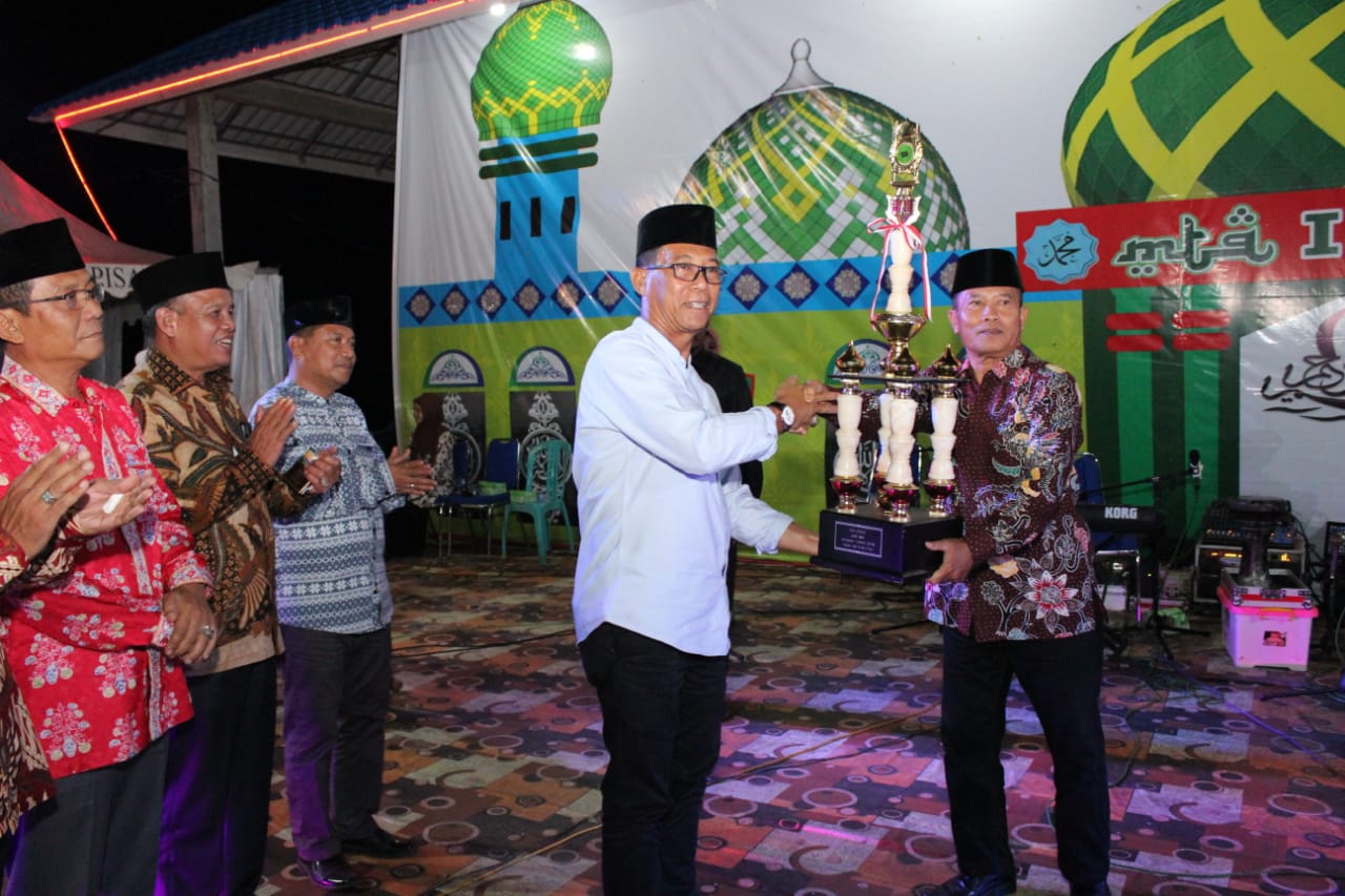 Pj. Sekda Secara Resmi Tutup MTQ Ke-IX Tingkat Kabupaten Pulang Pisau