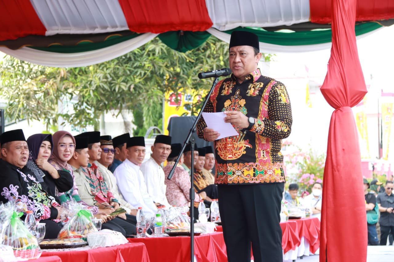 Wagub Kalteng Edy Pratowo Lepas Peserta Pawai Taaruf MTQ XXXI Tingkat Prov. Kalteng Tahun 2023