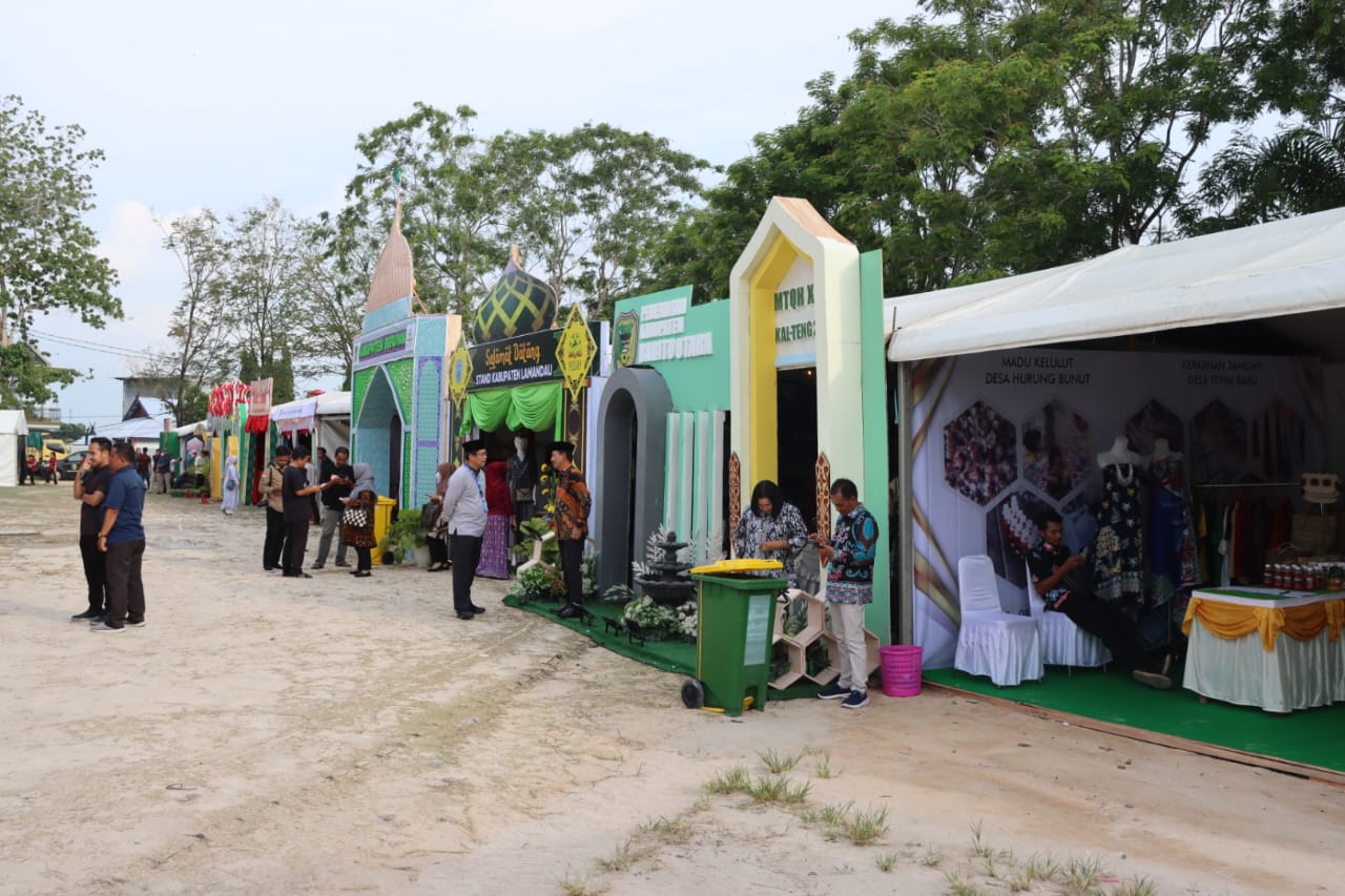 Ketua TP PKK Prov. Kalteng Buka Islamic Fair pada MTQH ke XXXI Tingkat Provinsi Kalimantan Tengah Tahun 2023