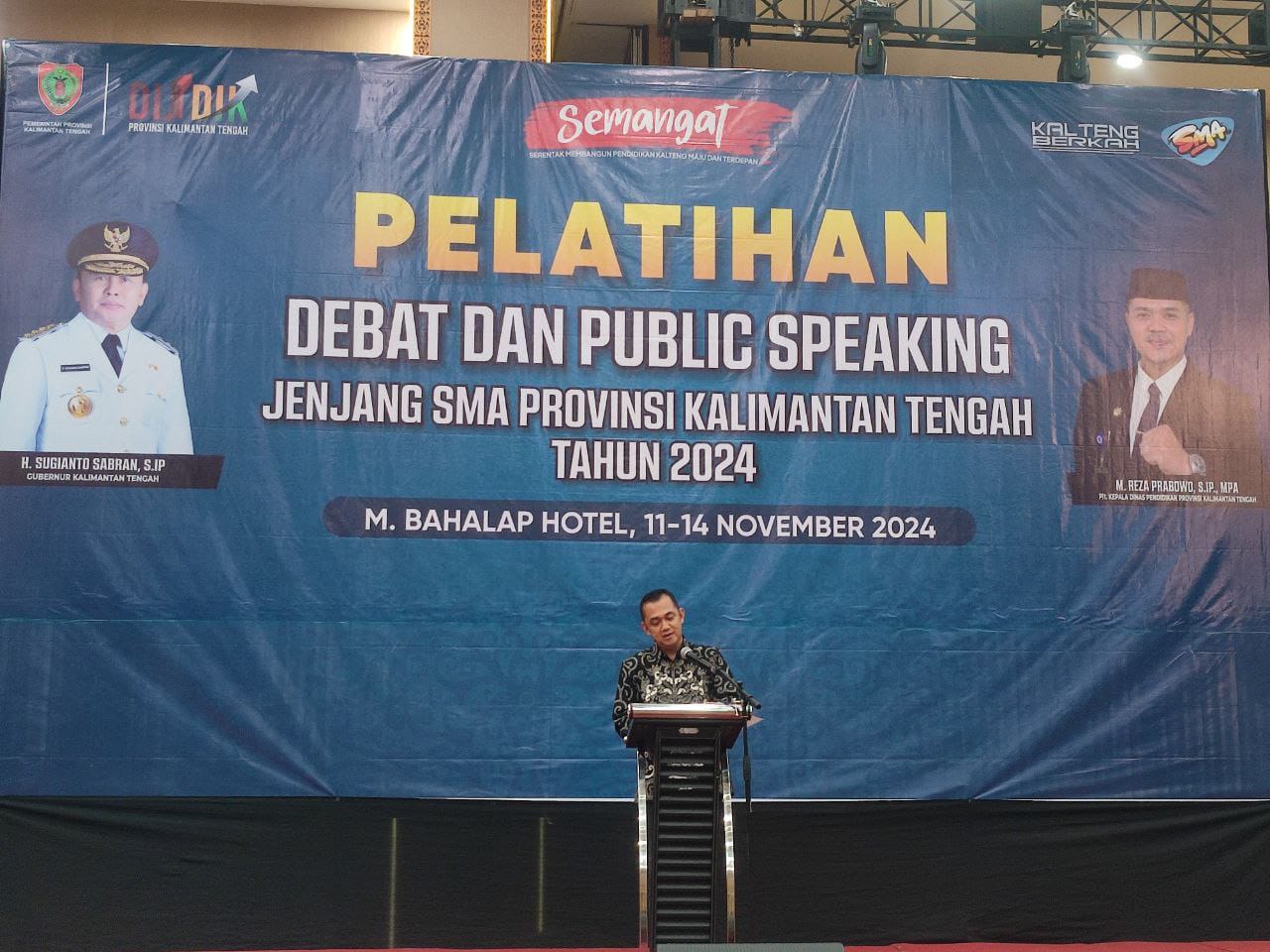 Pelatihan Debat dan Public Speaking SMA 2024, Kadisdik Kalteng : Dorong SDM Unggul