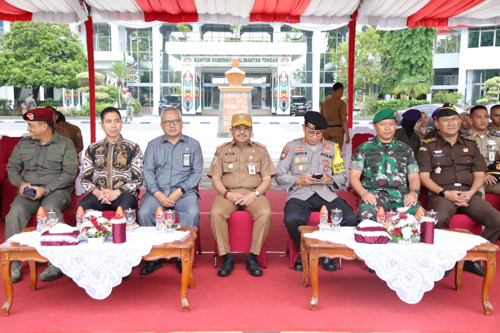 Sekda Nuryakin Pimpin Upacara Peringatan Hari Bela Negara ke-75 Tingkat Provinsi Kalteng Tahun 2023