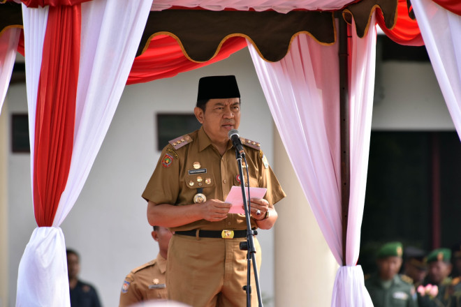 Pimpin Upacara Peringatan Hari Bela Negara, Pj Bupati Budi Santosa Ingatkan Pentingnya Partisipasi Aktif Elemen Masyarakat