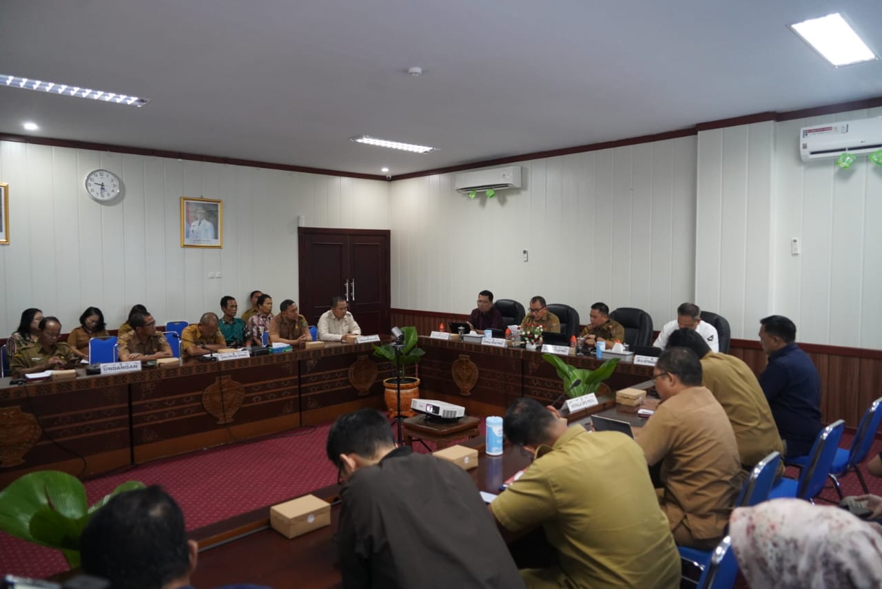 Wakili Sekda, Kepala BKAD Pimpin FGD Dana Bagi Hasil Dana Reboisasi Prov. Kalteng