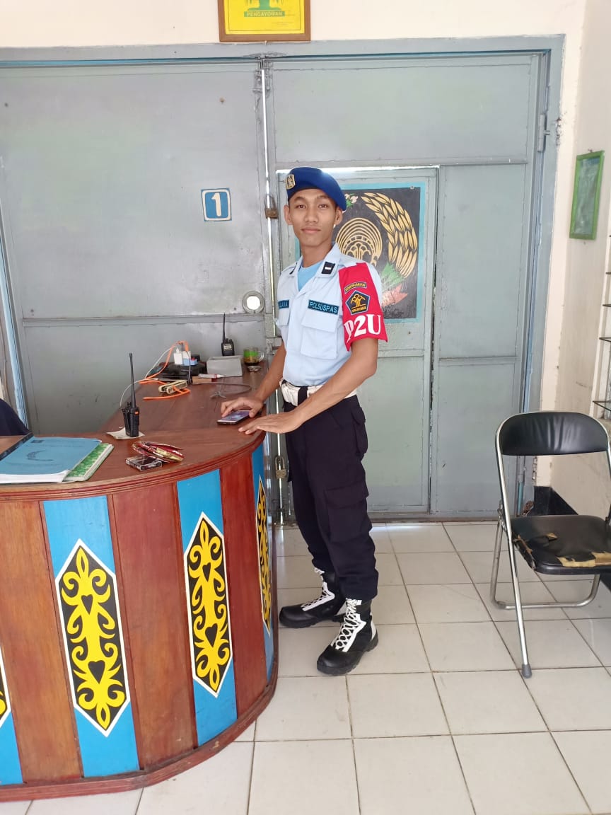 Petugas Pengamanan Pintu Utama (P2U) Lapas Muara Teweh Berhasil Menggagalkan Upaya Pelendupan Barang Terlarang
