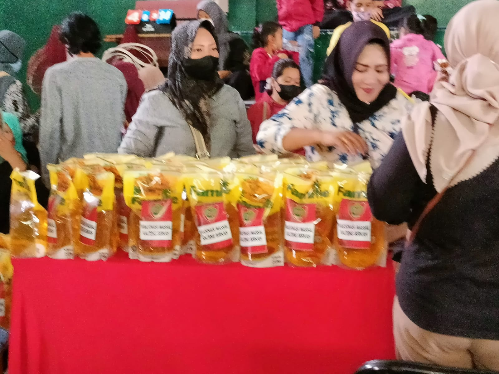 Masyarakat Kecamatan Hanau Antusias Ikuti Vaksinasi Covid-19