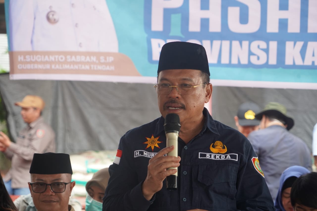 Masih “Kalteng Berbagi Berkah”, Sekda H. Nuryakin Kembali Buka Pasar Murah di Barito Selatan