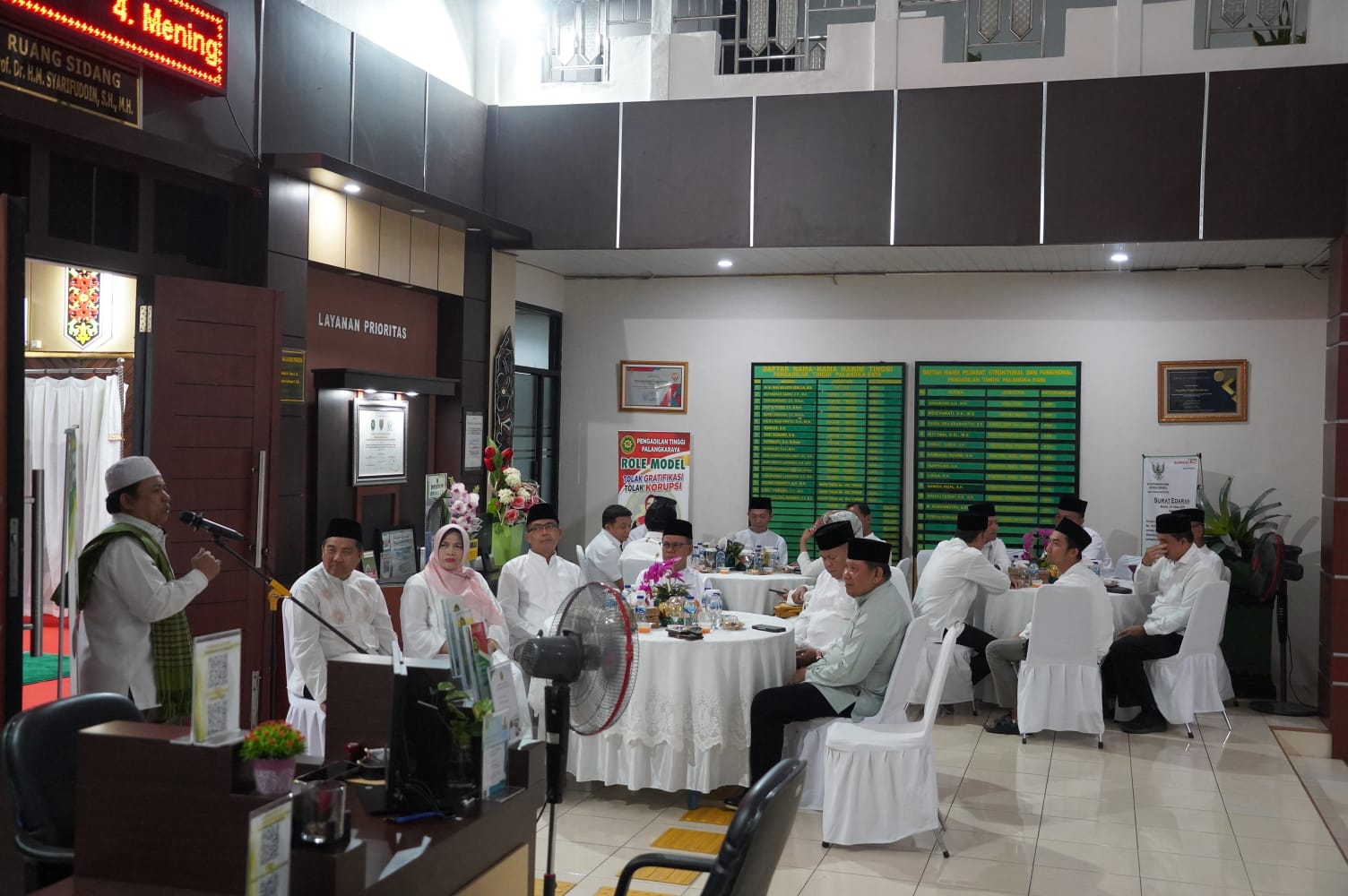 Mewakili Gubernur, Plh Asisten Pemkesra Maskur Hadiri Perayaan Nuzulul Qur`an 1446 H