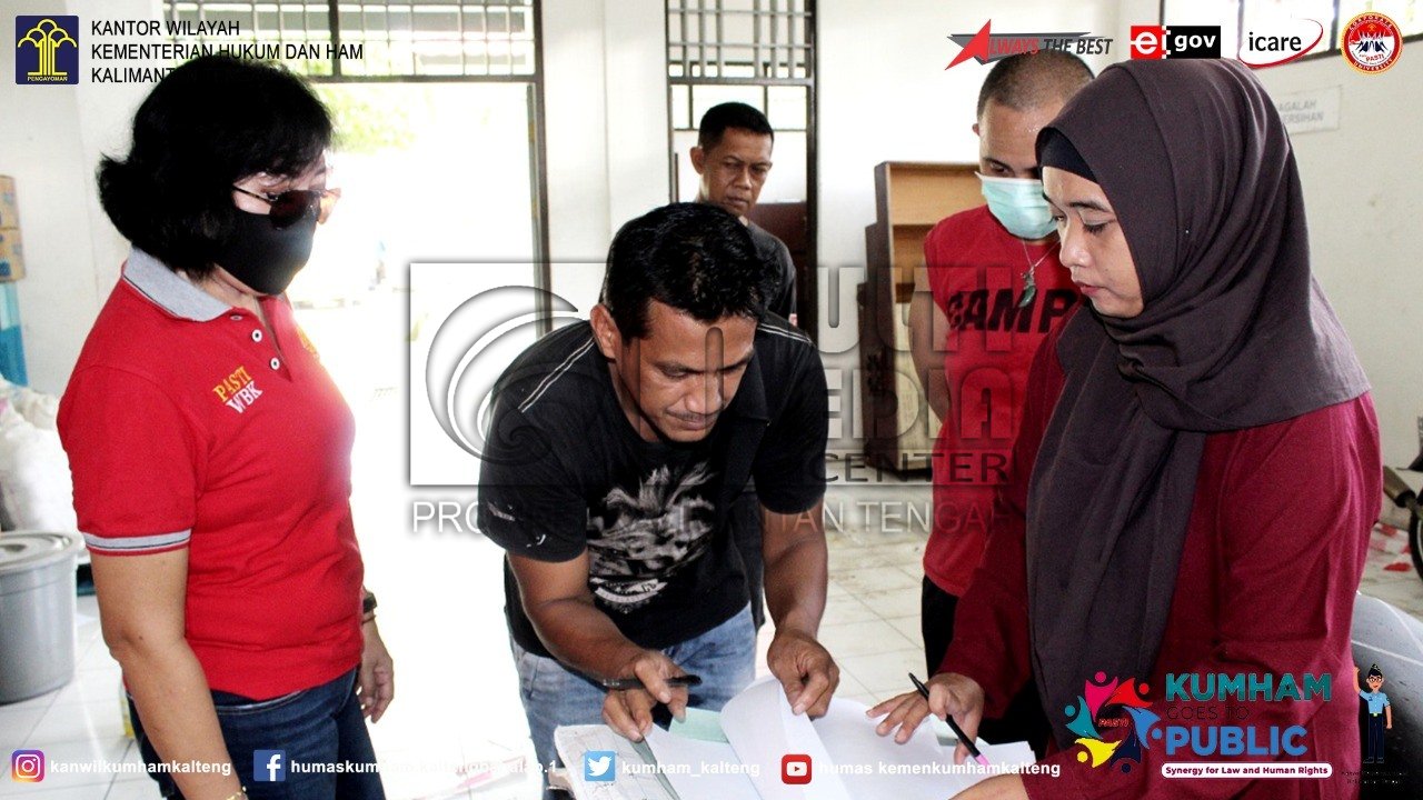 Rupbasan Keluarkan Kendaraan Roda Dua Titipan Polresta Palangkaraya